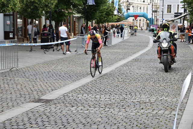 承这位传奇 承这位传奇